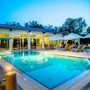 thermenhotel-quellenhof.com-bavaria.com/