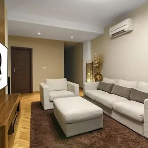 r-deluxe-apartments-varna.goldensandshotels.net/